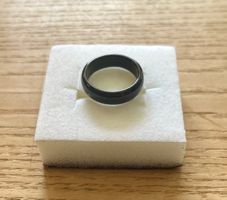 Schöner, schwarzer Ring, Top!