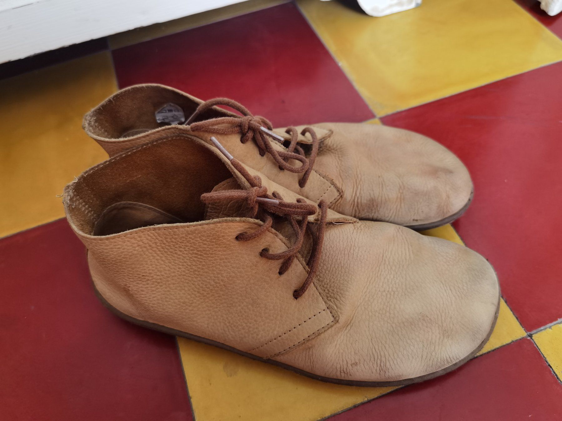 Scarpe da uomo: Barfuss Leder Schuhe Gr. 38 Groundies – Usato da Basel venduto da kap_yhy8 2