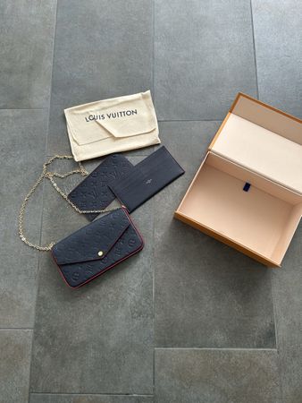 Louis Vuitton Pochette Felicie Navy, neuwertig mit Box!