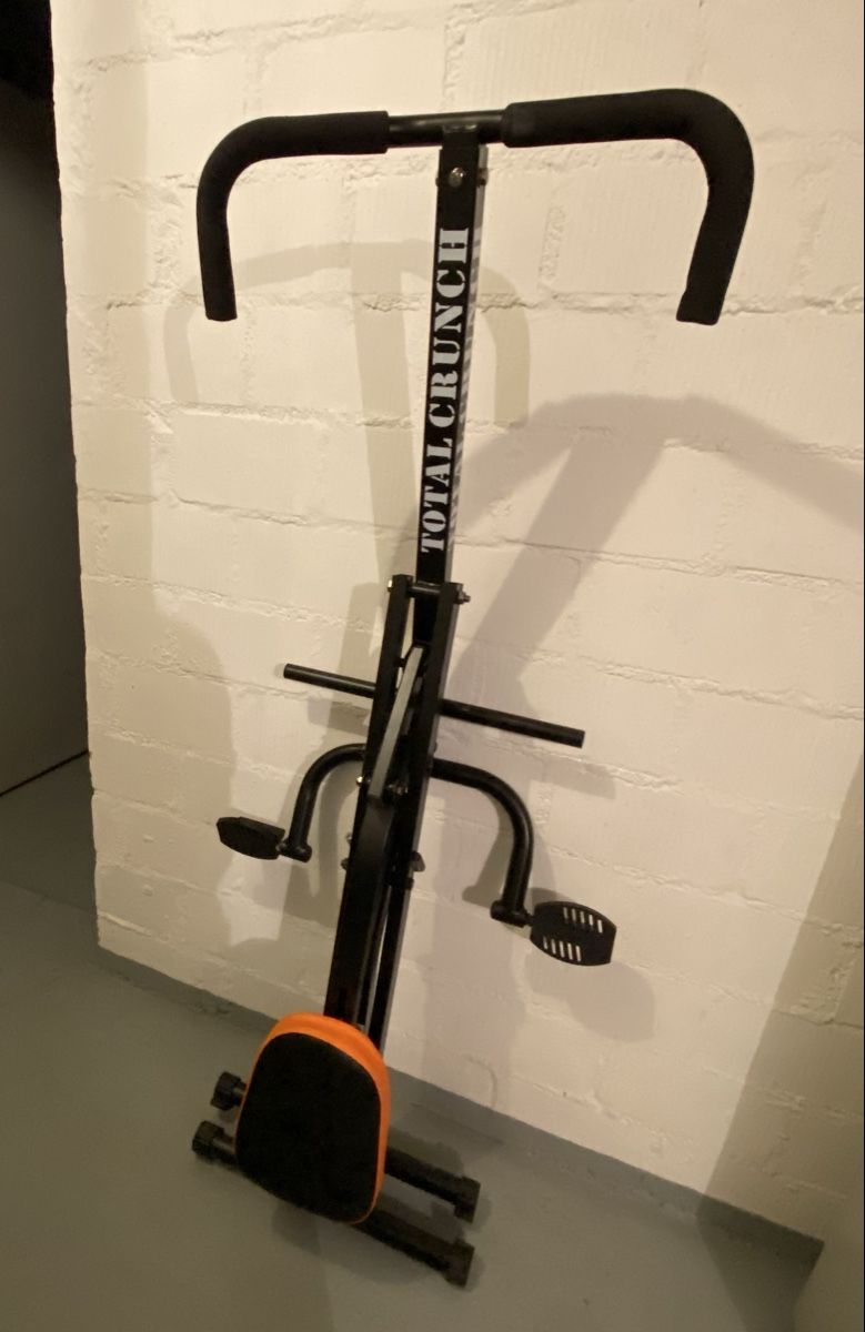 Hometrainer: Total Crunch Fitnessgerät – Usato da Dällikon venduto da la-farfalla 1