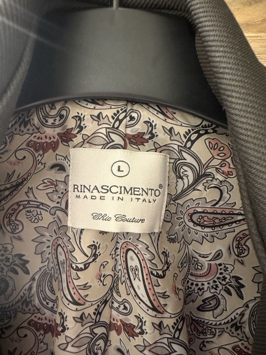 Vestes: Rinascimento Blazer – D'occasion à Sevelen par Stopglobal. 2