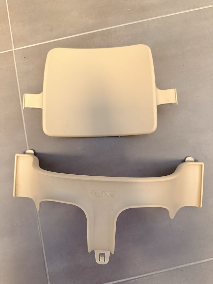 Stokke Chaises hautes: Stokke Tripp Trapp Babyset beige – D'occasion à Fraubrunnen par Kimimyla