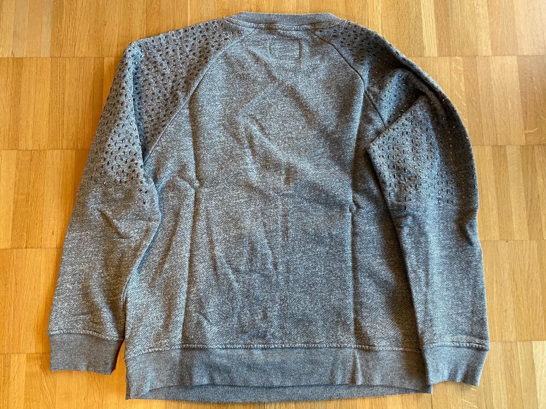 Pepe Jeans Pullover & Sweatshirts: Pepe Jeans - grauer Pullover mit Nieten - M - super Zustand – Neu (gemäss Beschreibung) aus Zug von tami12 4