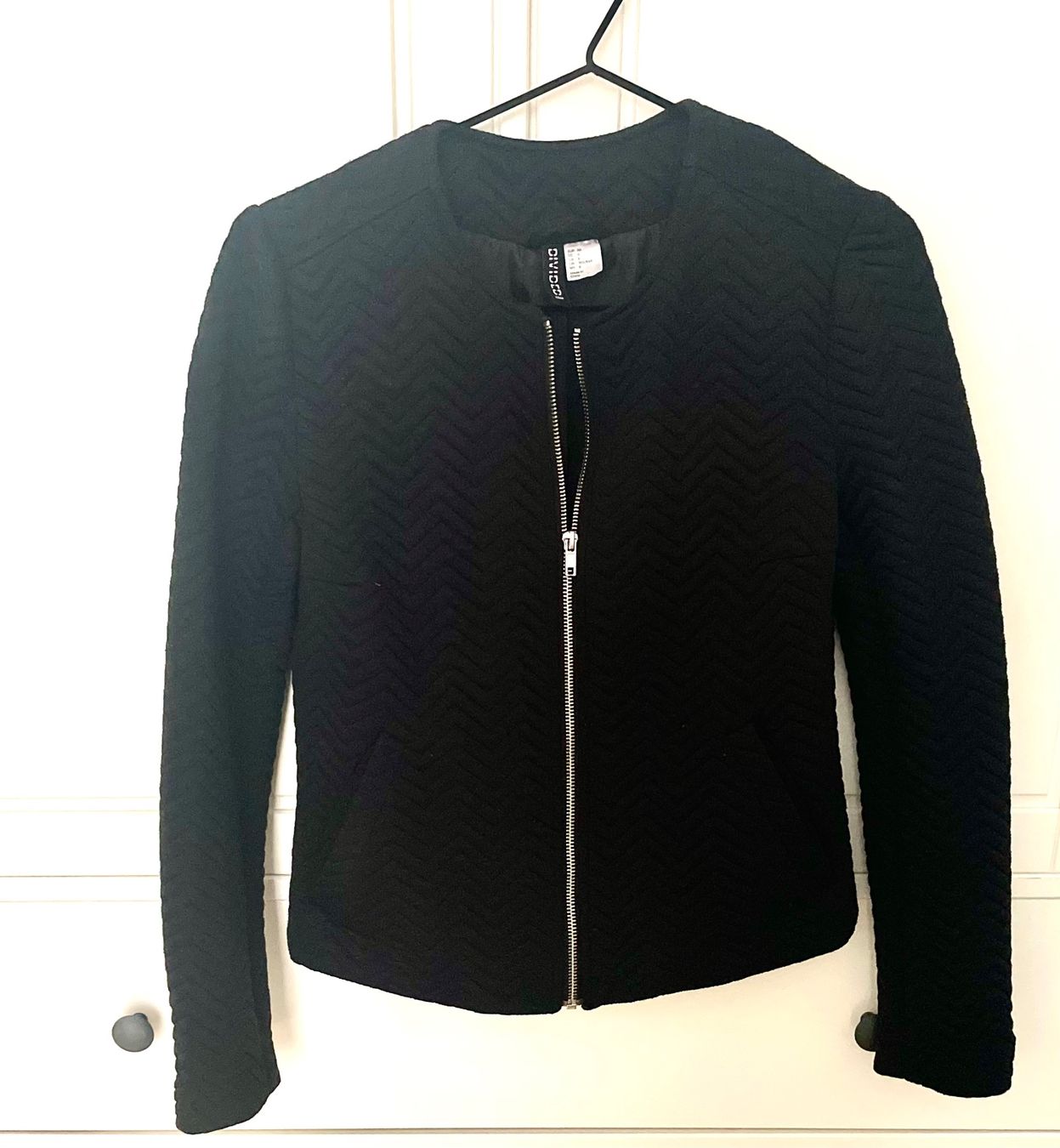 H&M Giacche: Cardigan H&M – Nuovo (secondo la descrizione) da Bern venduto da Martina_Lisa