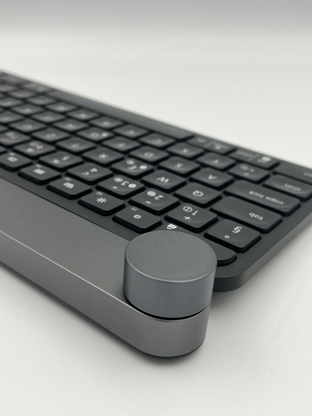 Logitech Tastiere: Logitech Tastatur CRAFT 920-008498 – Usato da Basel venduto da Xani 5