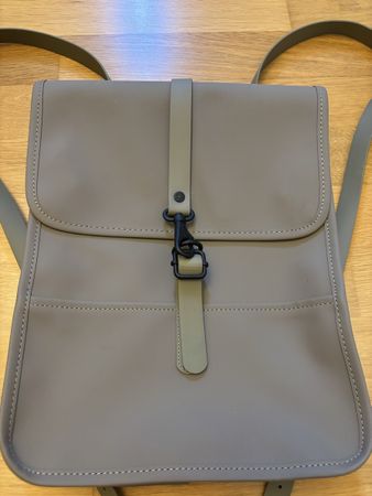 Rains Rucksack wasserdicht, Mini, Farbe taupe, wie neu