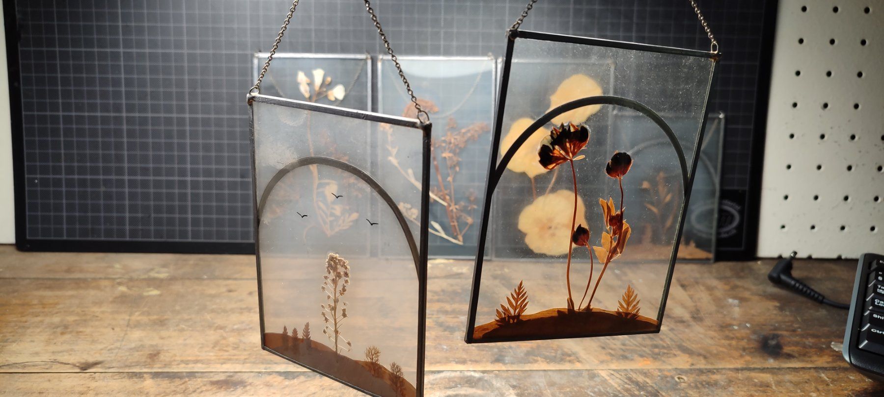 Foto & Immagini: 6 Wunderschöne alte Blumenbilder im Glas – Usato da Gelterkinden venduto da MYSTOREFORYOU4460 2