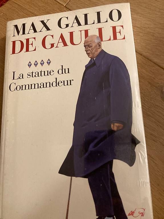Libri: Livre Max Gallo De Gaulle – Usato da Tannay venduto da Erika_Bernet