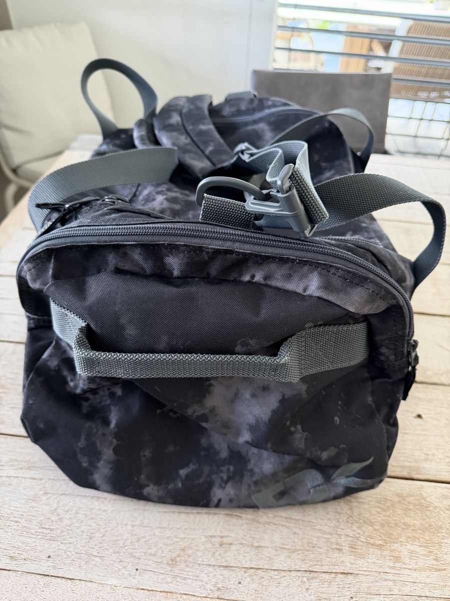 Dakine Borse: Sac de voyage/sport – Usato da Vétroz venduto da clc_6cdz 4