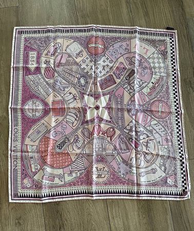Louis Vuitton Foulard Carré