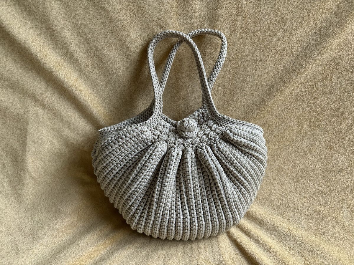 Taschen für Damen: Handmade handbag – Neu (gemäss Beschreibung) aus Rapperswil SG von Gemstonebyyo