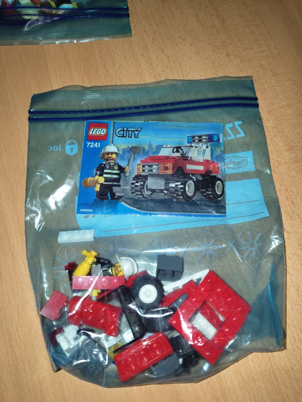 Lego Spielzeuge: Lego City 7241 – Gebraucht aus Säriswil von Gd4u