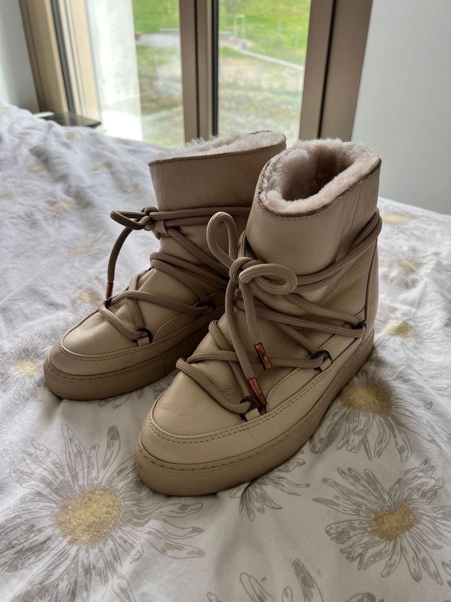 Inuikii Damenschuhe: Inuiki – Neu (gemäss Beschreibung) aus Lausanne von dar_zw7y