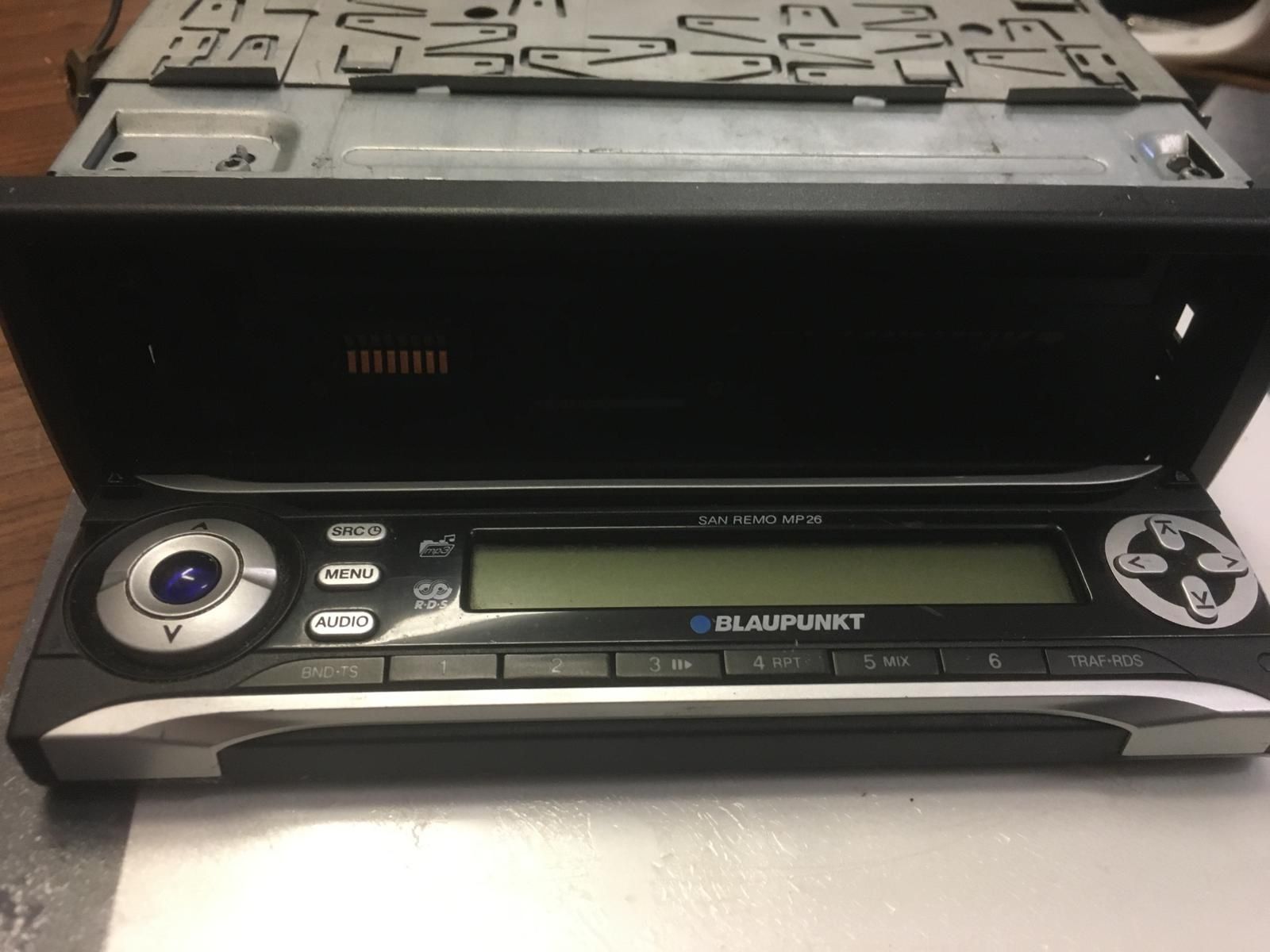 Blaupunkt Radio: Autoradio Blaupunkt – Usato da Frauenfeld venduto da stern081 5