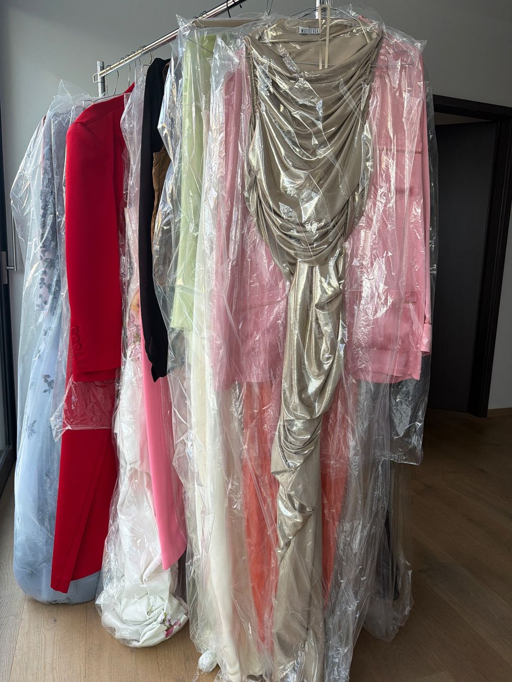 Vestiti: Maticevski long golden dress – Nuovo (secondo la descrizione) da Genève venduto da val_rp9x 1