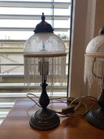  2 Tischlampe antik Jugendstil weiss Glas Metalldeckel gut