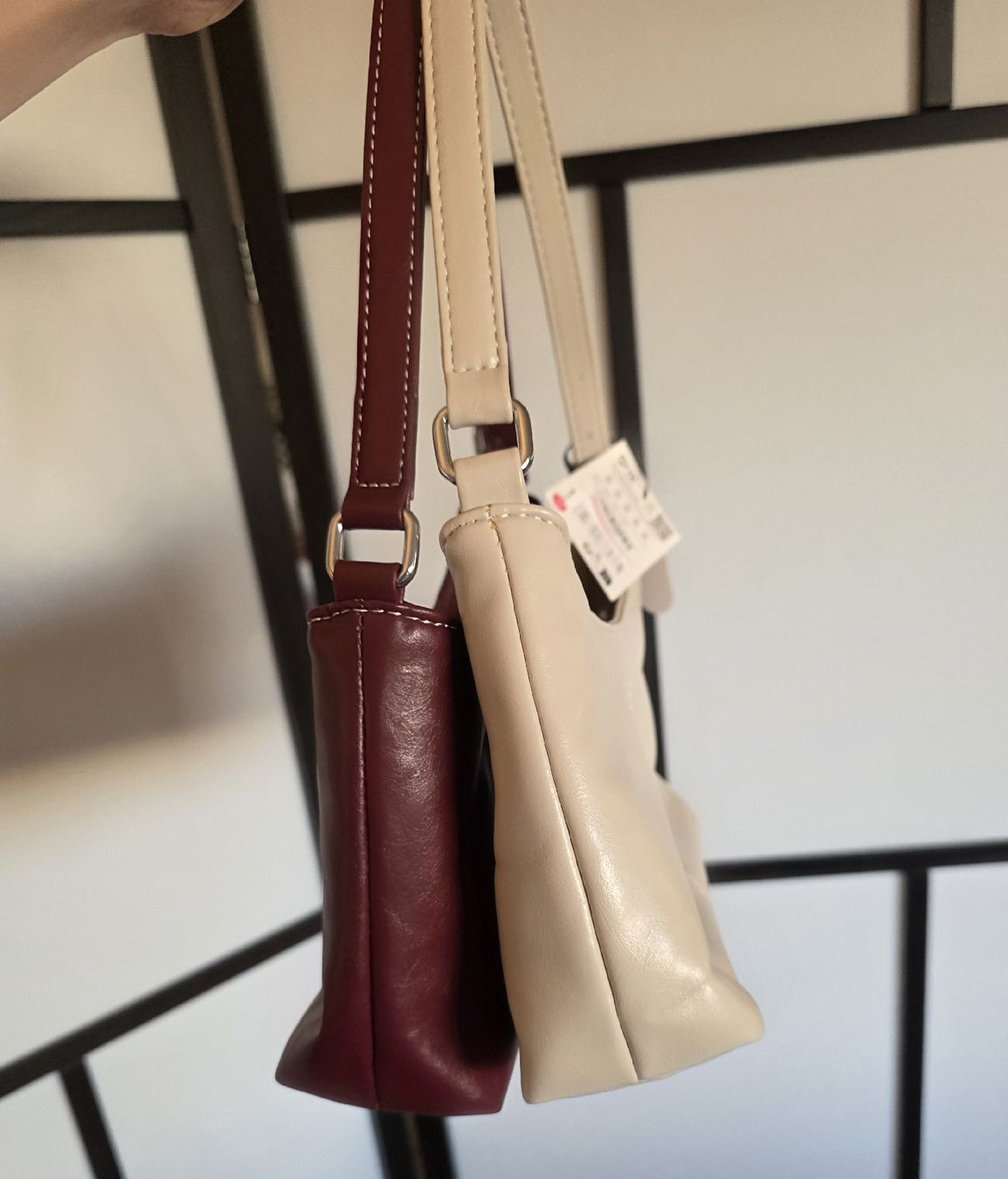 Pull&Bear Taschen für Damen: Zwei Pull&Bear Schultertaschen – Neu (gemäss Beschreibung) aus Rheinfelden von Julanna 1