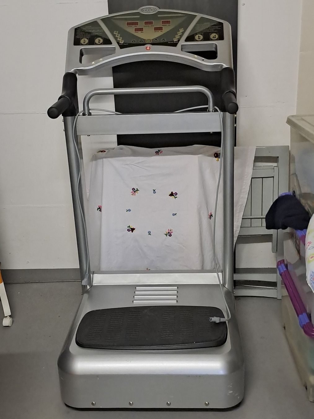 Hometrainer: Vibration Plate – Usato da Bülach venduto da Beiri