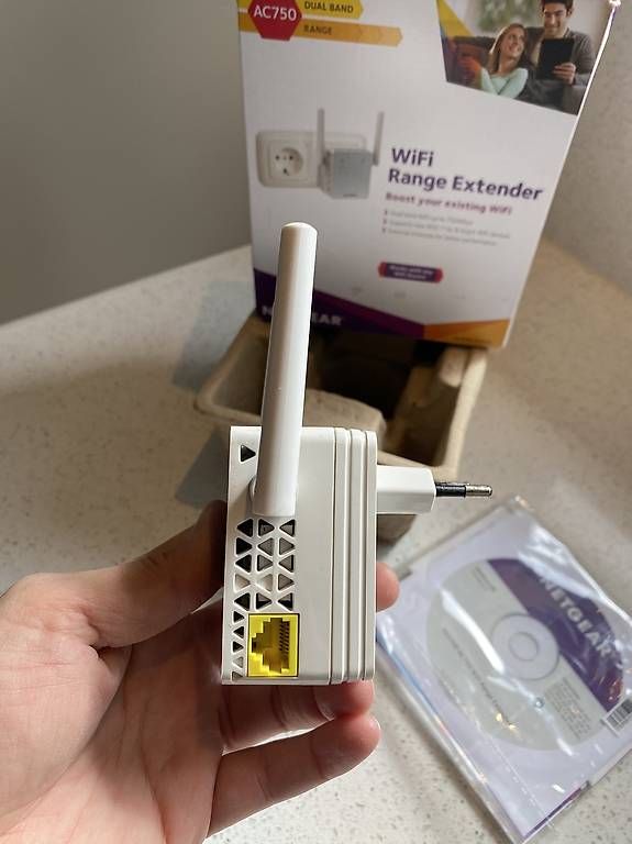 WiFi: Wifi range extender  – Usato da La Chaux-de-Fonds venduto da analucie 1