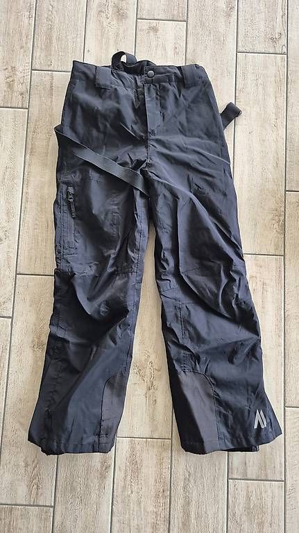 Completi, tute sportive e funzionali: Ski Jacke und Ski Hose  – Usato da Lyss venduto da d_p_id 2