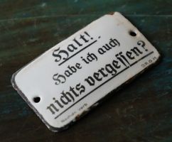 Emailschild "Halt vergessen"