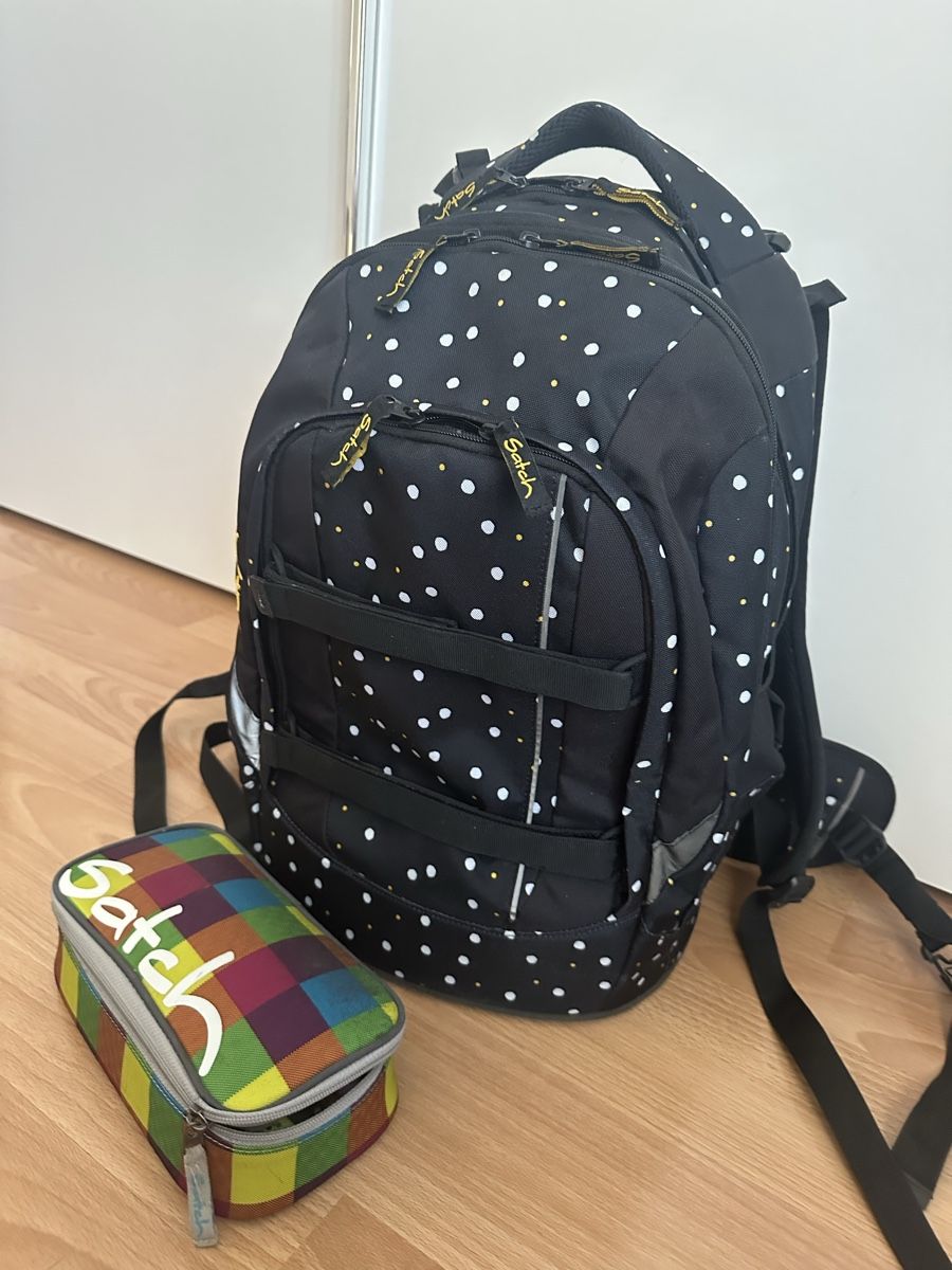 Satch Borse & Zaini: Satch Schulrucksack und Etui – Usato da Baar venduto da Marios4445