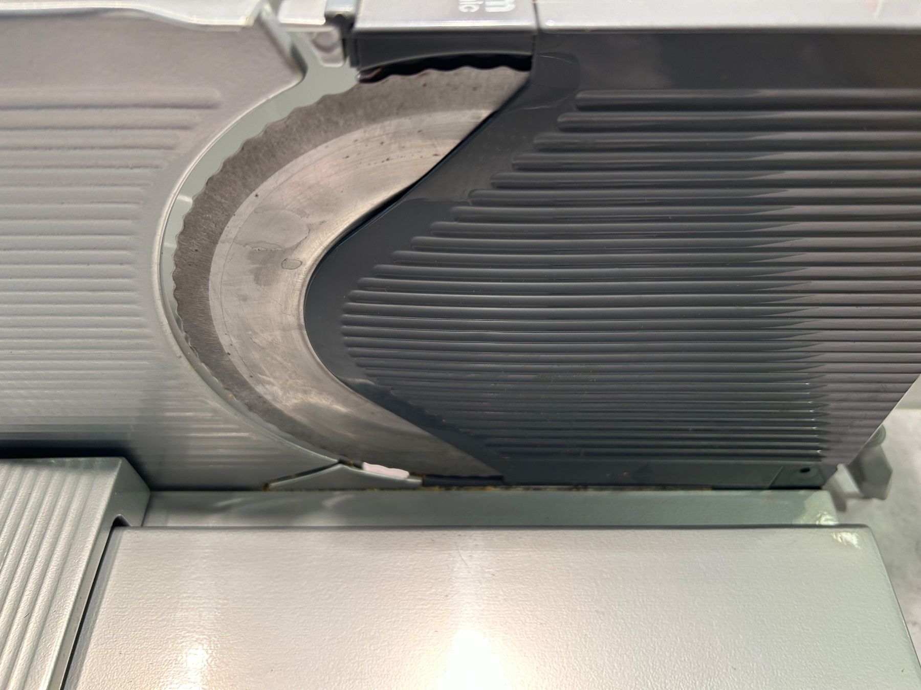 Appareils de cuisine: eldom electronic Schneidemaschine Brot Fleisch Käse Gemüse – D'occasion à Basel par toy_t8bb 2