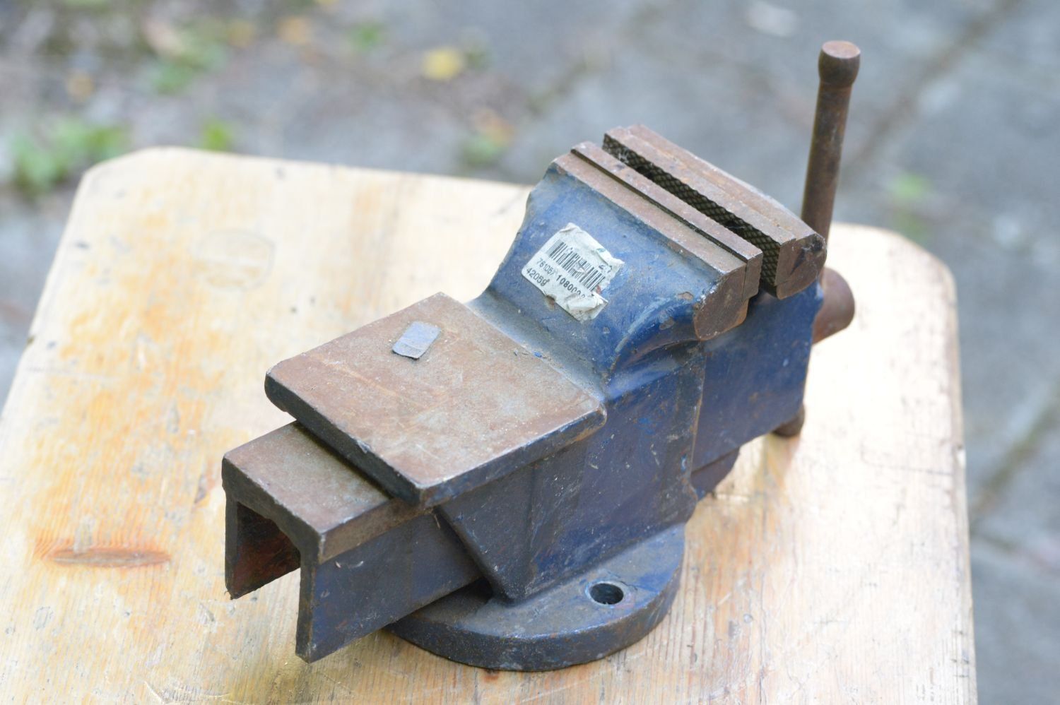 Alle Werkzeuge: Schraubstock 8cm Backenbreite, 3.6kg – Gebraucht aus Lichtensteig von dan_rj7z 1