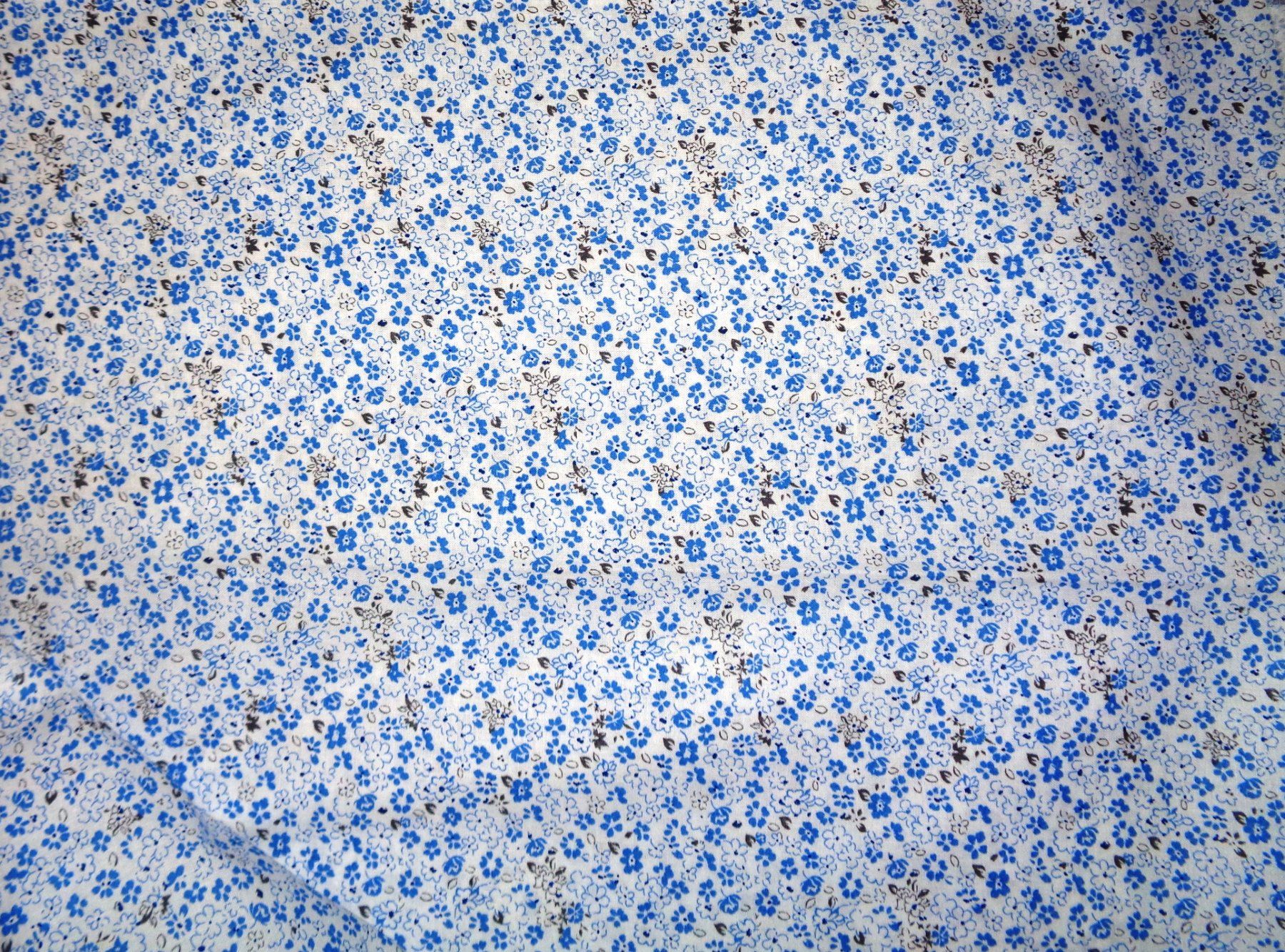 Tessuti: Baumwollstoff  50 x  140 cm feine Blümchen – Nuovo (secondo la descrizione) da Basel venduto da Happybaer