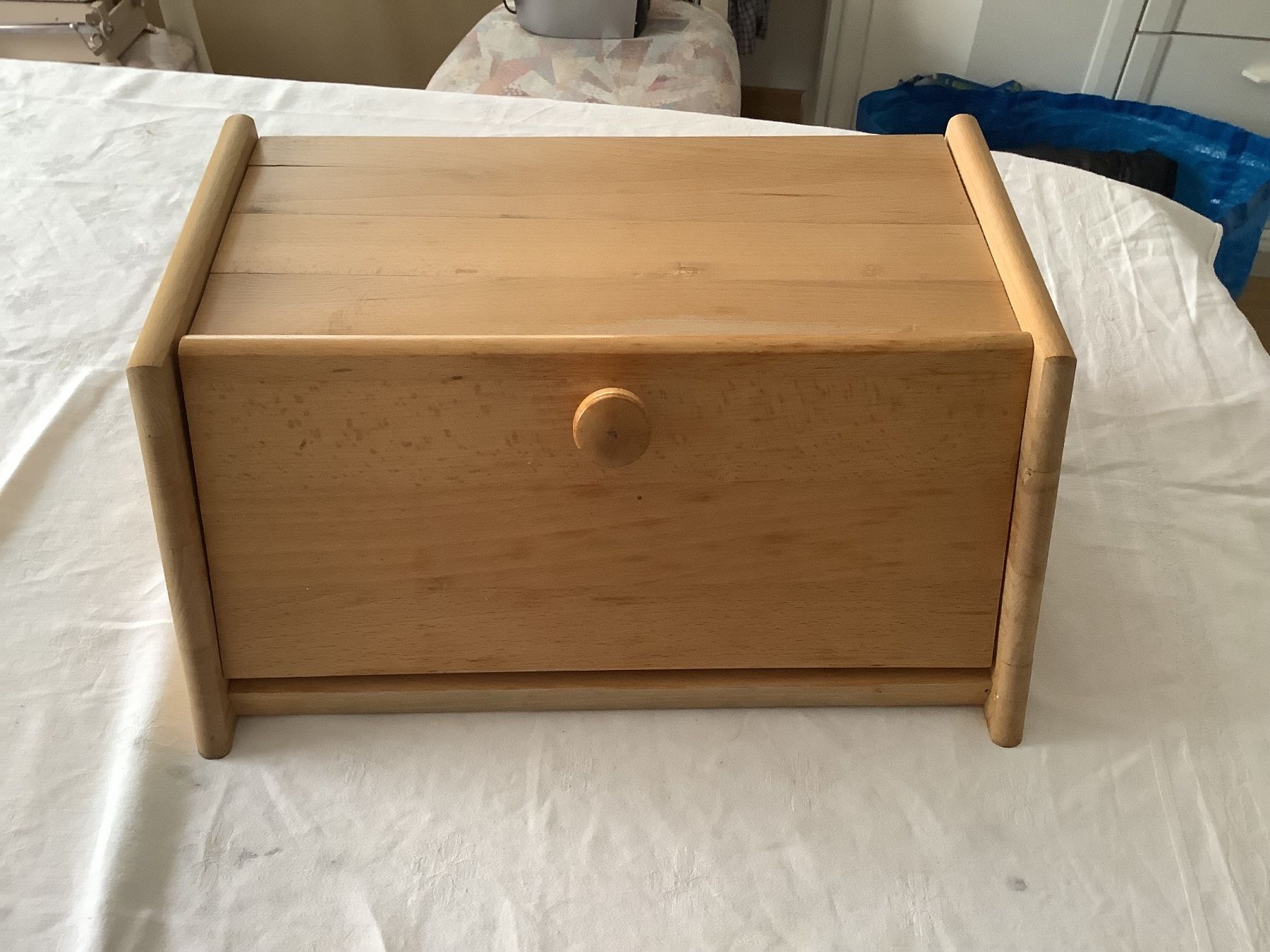 Contenitori & Simili: Holz Brotkasten, gut erhalten – Usato da Wädenswil venduto da Jsi.Z01