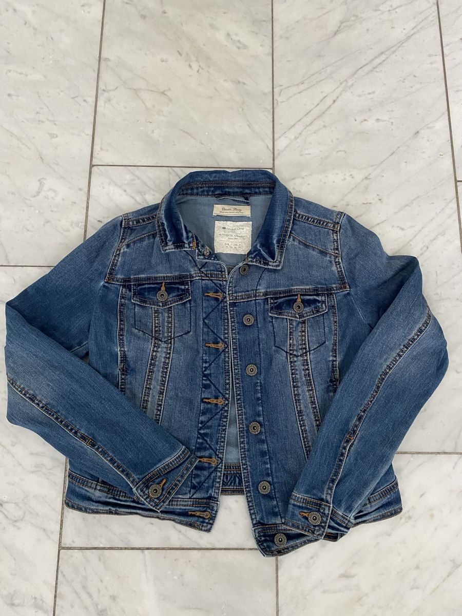 Giacche: Jeansjacke Damen – Usato da bonaduz venduto da nicki073