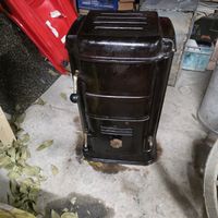 Poêle Oranier 210/D1008b ancien en fonte état d'usage