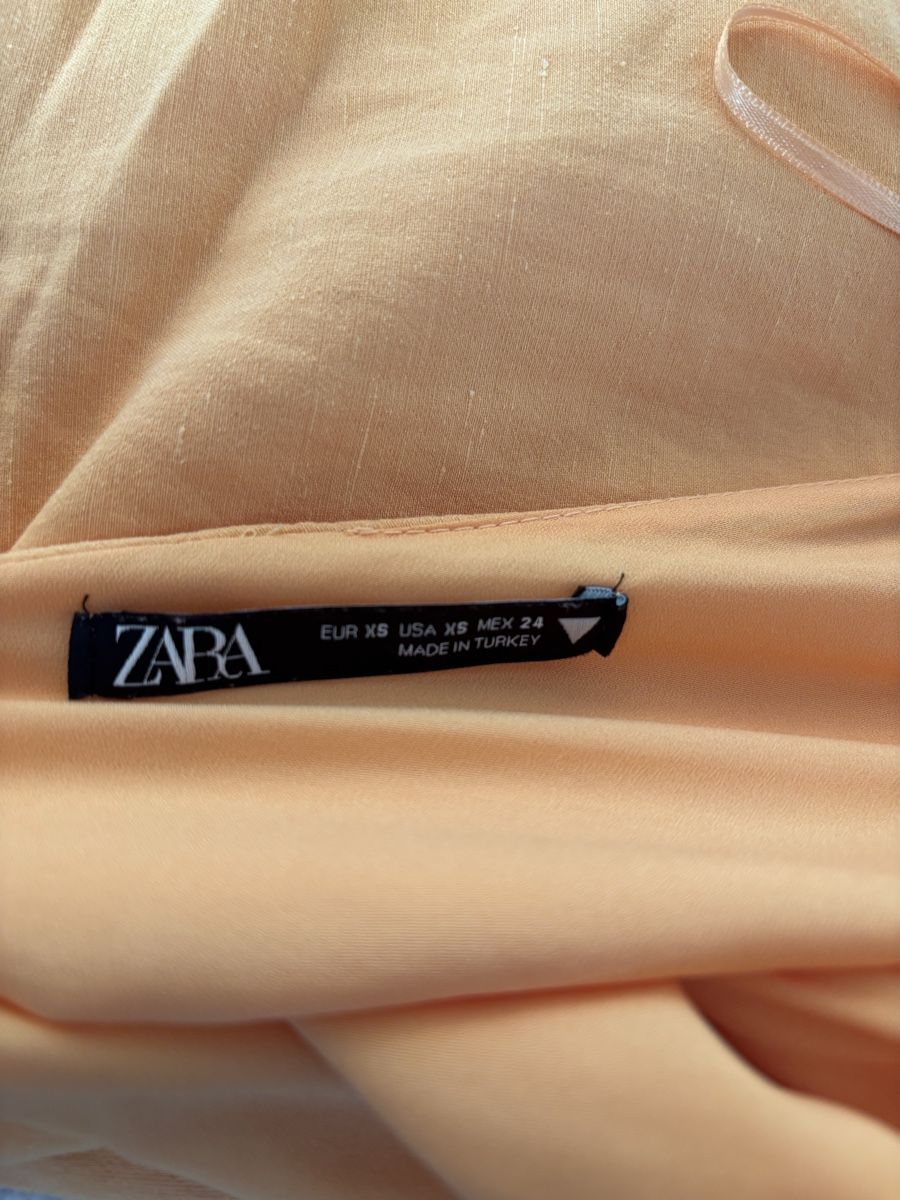 Zara Robes: Zara XS Orange Dress – D'occasion à Erlenbach ZH par Ma.Pi 1