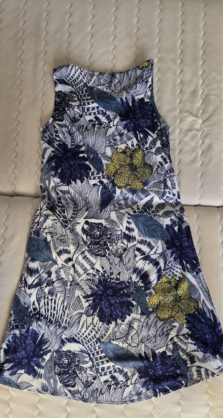 Desigual Vestiti: Damenkkeid Desigual – Usato da Zürich venduto da hei_6yvn 1