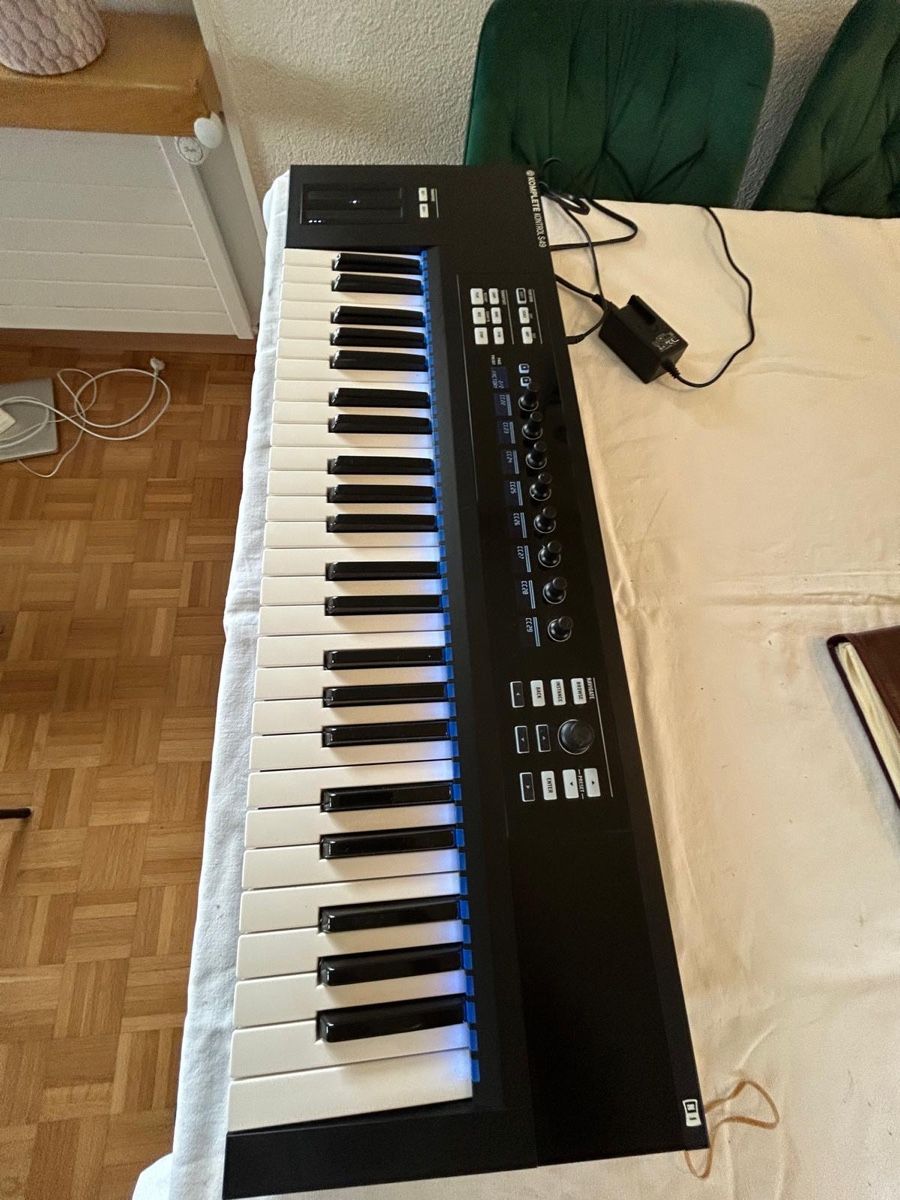 Yamaha Strumenti musicali: Yamaha Keyboard und andere – Usato da Knonau venduto da Audi_1999 3