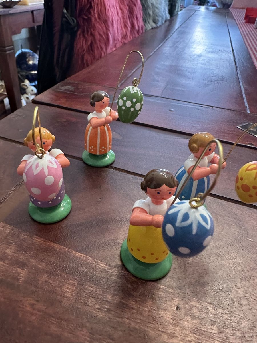 Statuette: Erzgebirge Frühling Kinder 4 st. – Usato da Bern venduto da womiman 1