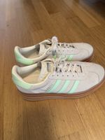 Adidas shoes 38.5