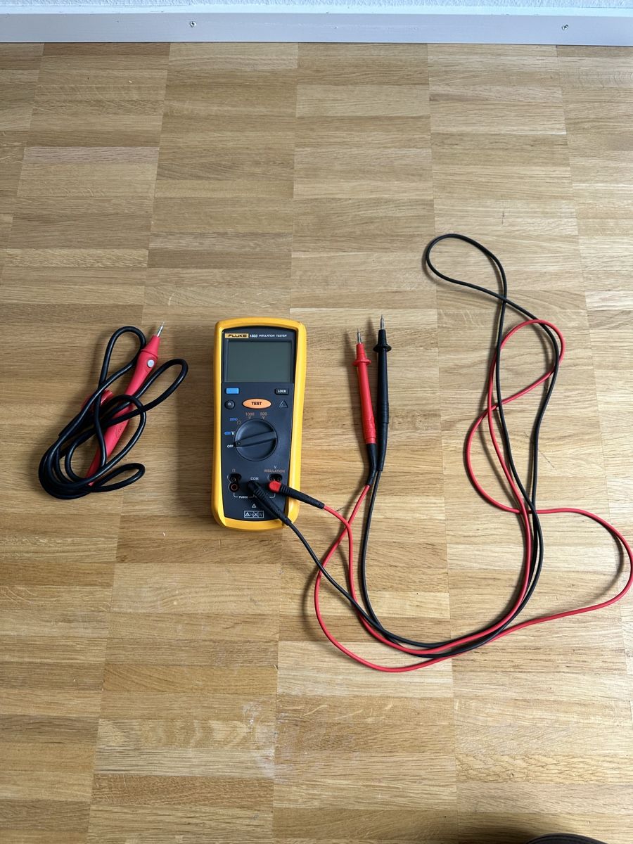 Fluke Misurare: Fluke 1503 Isolation Tester / Isolationsmessgerät – Usato da Arlesheim venduto da Maddoxs 3