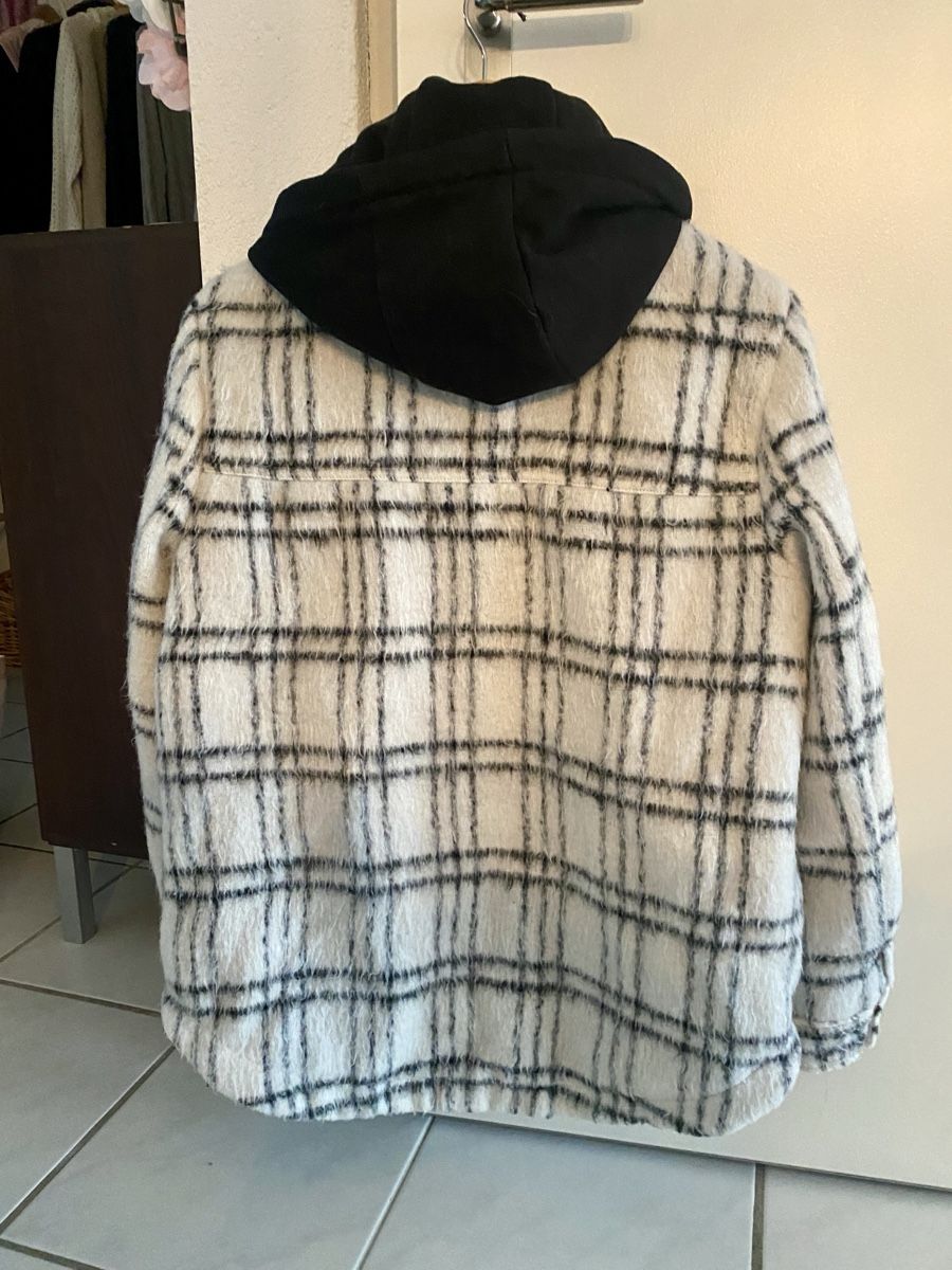 Giacche: Coole Jacke Gr. M – Usato da Elsau venduto da alishamaria 2