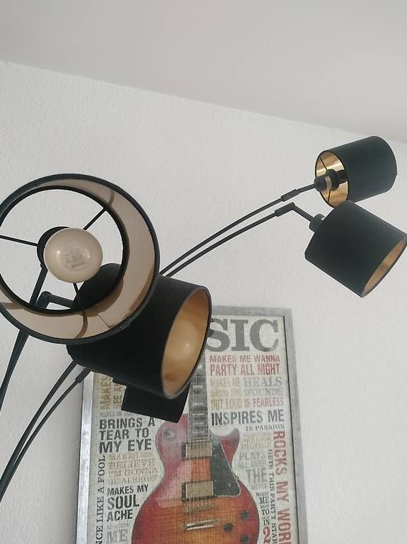 Lampade: Lampadaire Tommy  5 spots  Noir & doré  – Usato da La Tour-de-Trême venduto da Sdk00 1