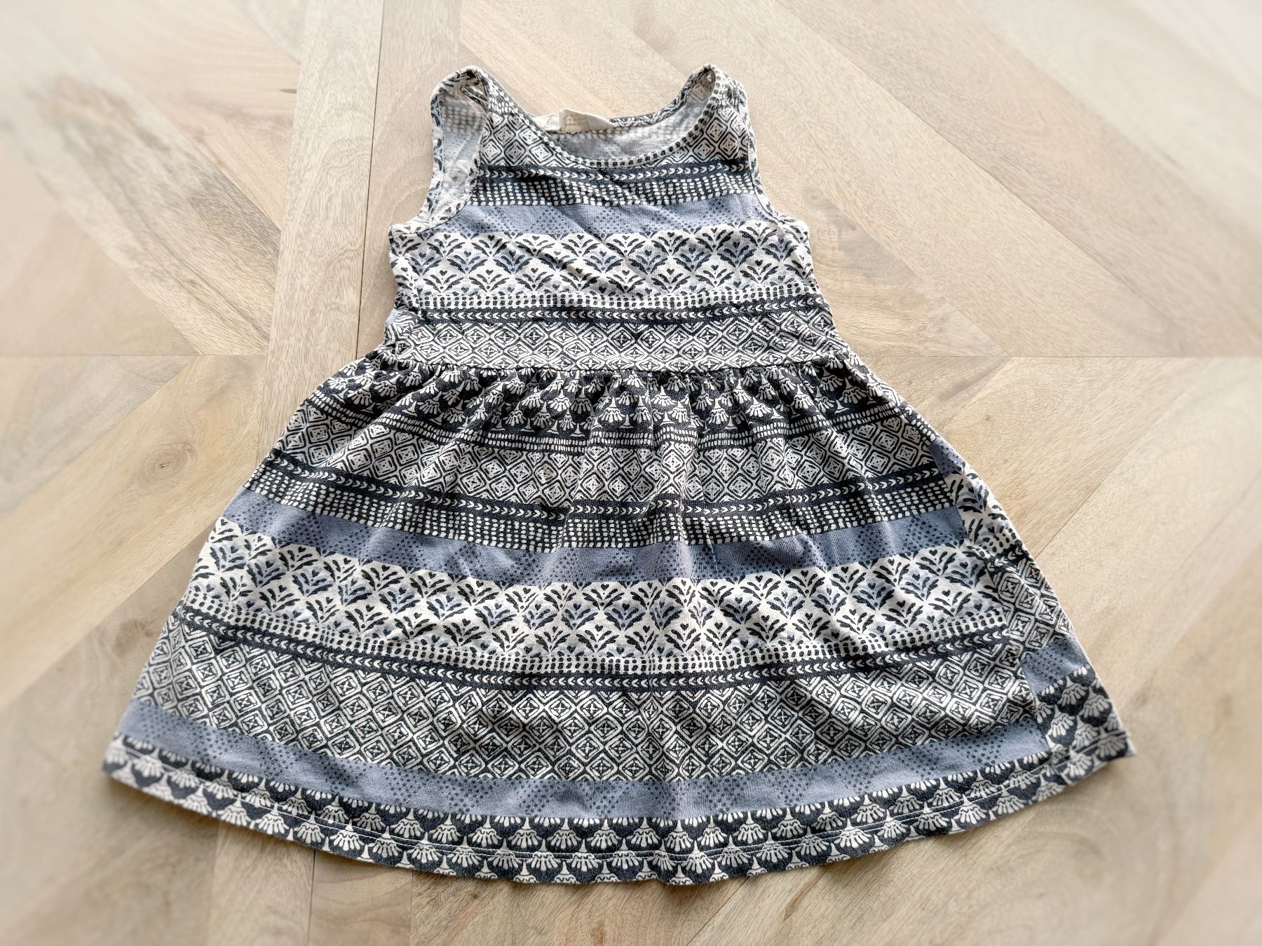 H&M Vestiti & Gonne: Gemustertes Baumwollkleid Mädchen Gr. 98/104 – Usato da Eggenwil venduto da Lissi82