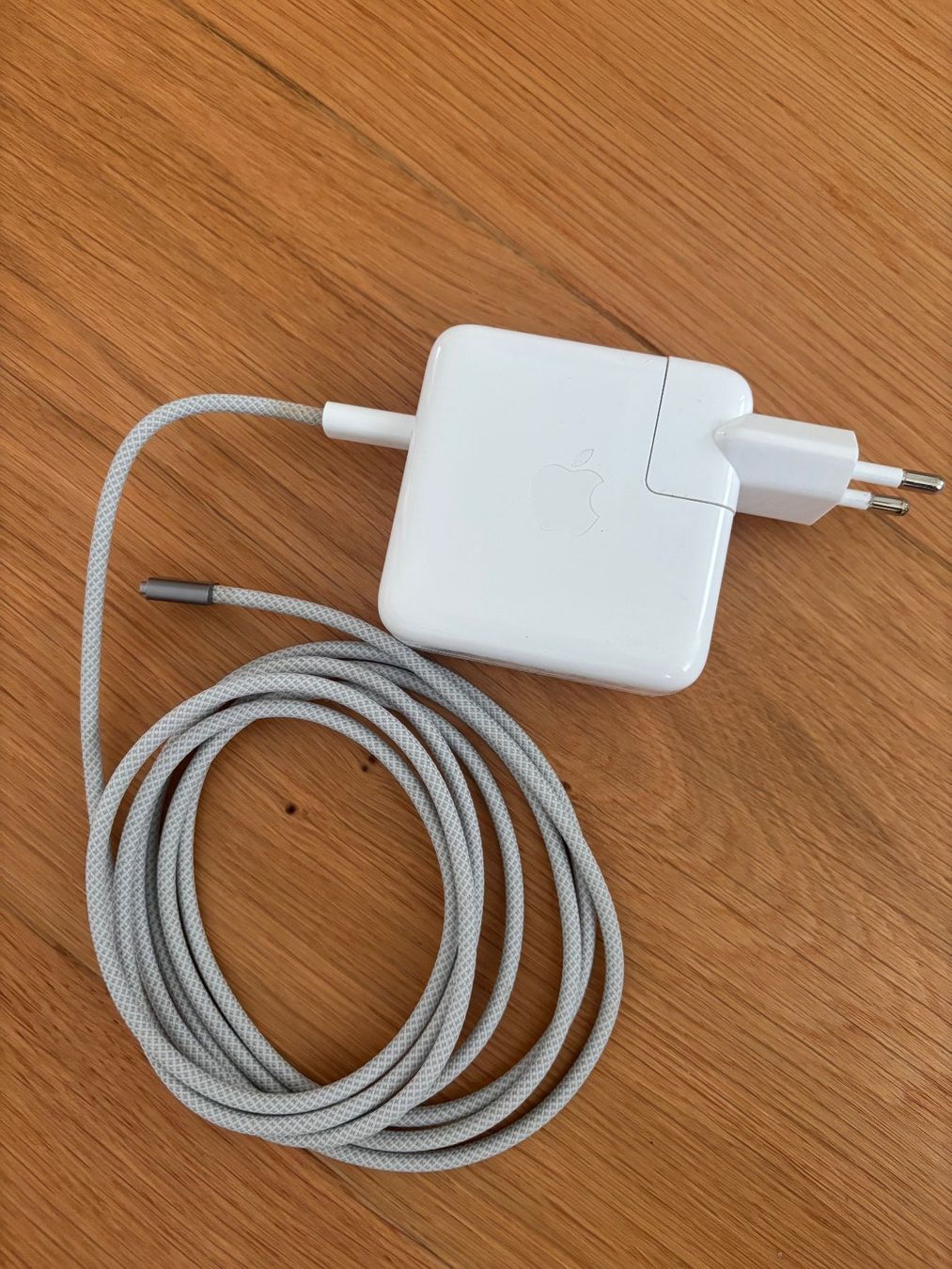 Apple Notebook: Apple Macbook Air 2022 – Usato da Sursee venduto da DonutWorryBeHappy 7
