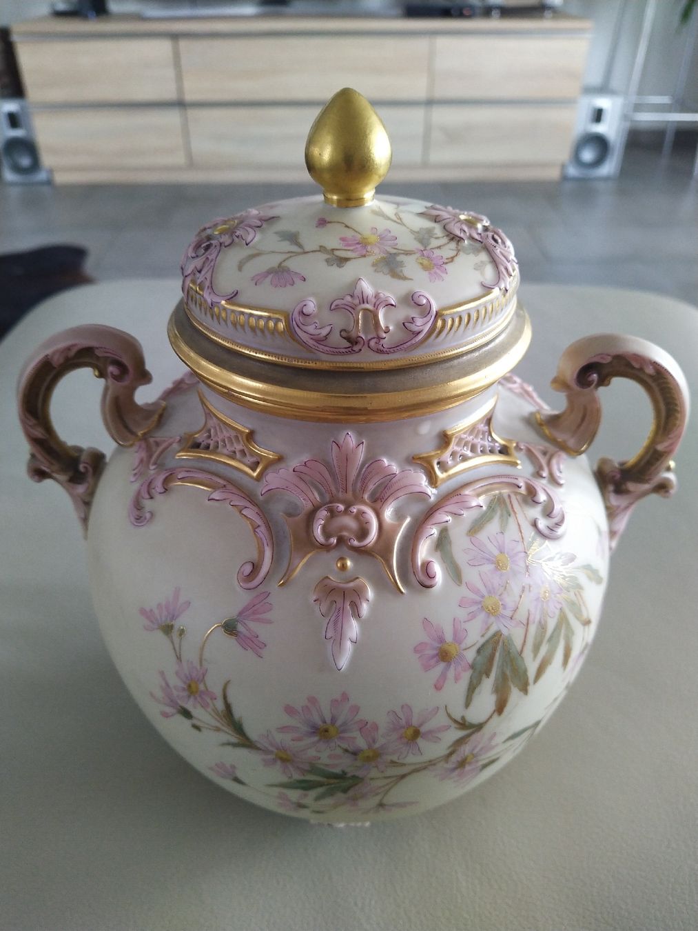 Vasi & Recipienti: Royal Worcester Deckelvase, handbemalt, 1915 – Usato da Safenwil venduto da sus50