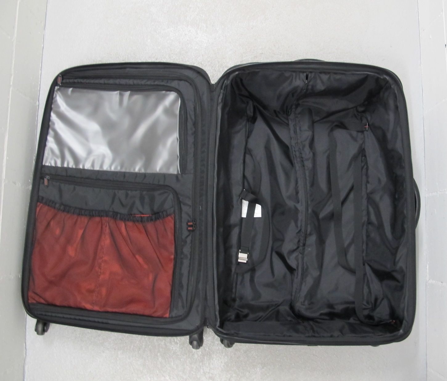 Samsonite Valigie: Samsonite, grosser Rollkoffer, 30 kg – Usato da Reinach BL venduto da breidarlon728 3