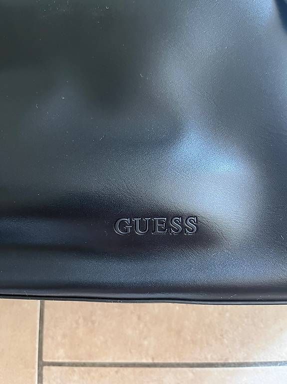 Guess Borse da donna: Borsa da donna Guess nuova! – Nuovo e nell'imballaggio originale da Davesco-Soragno venduto da dai_925z 2