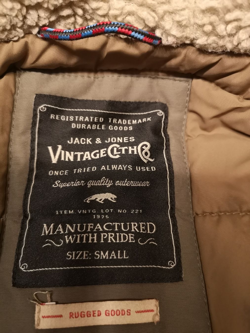 Cappotti: Jack and jones winterjacke Gr S. – Usato da Forch venduto da Hakyboss 4
