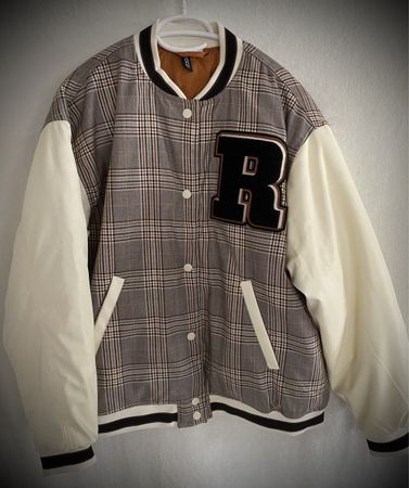 H&M Divided College Jacke Gr.M, Top Zustand für den Herbst!