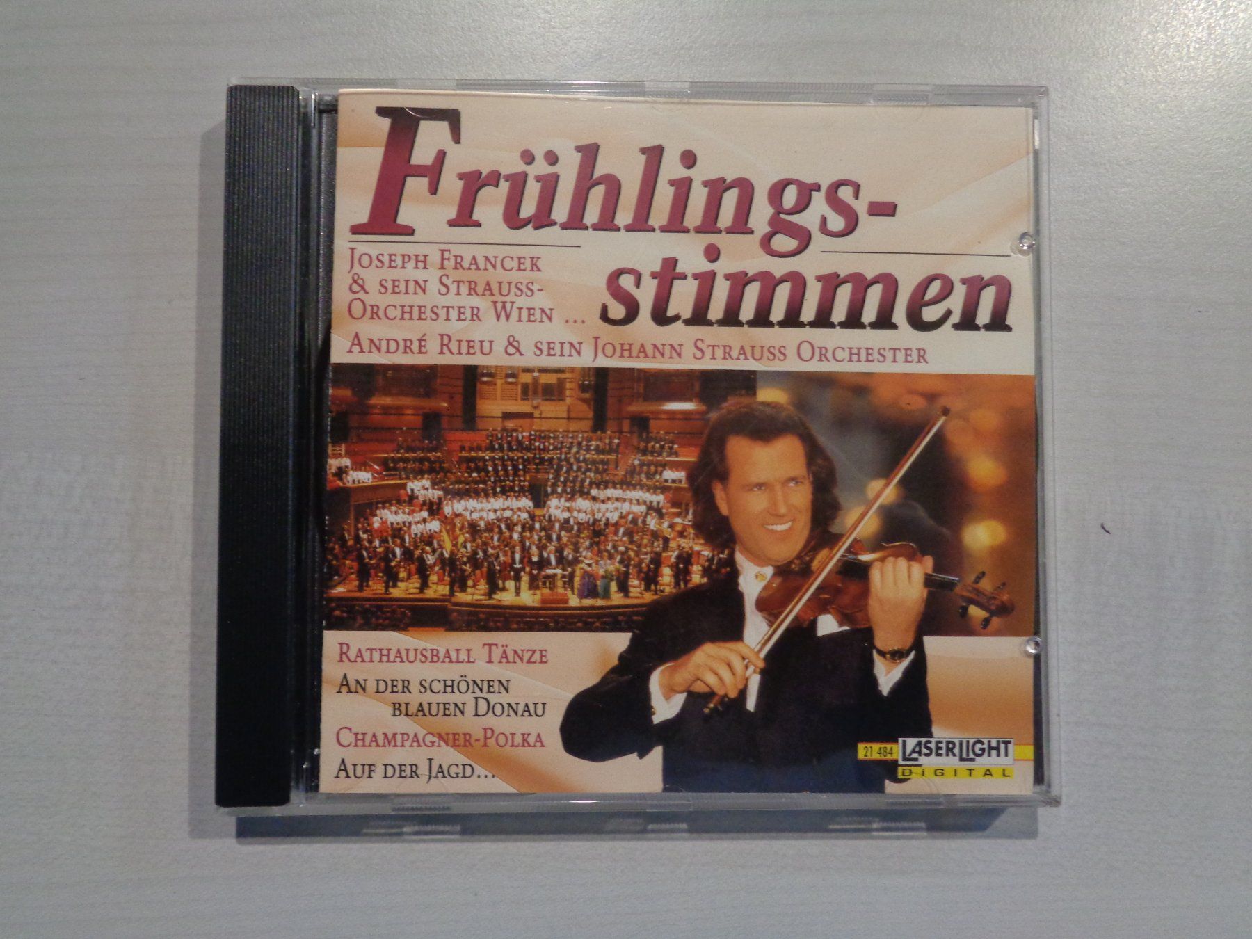 CD: CD Frühlingsstimmen – Usato da Birsfelden venduto da Albatros55