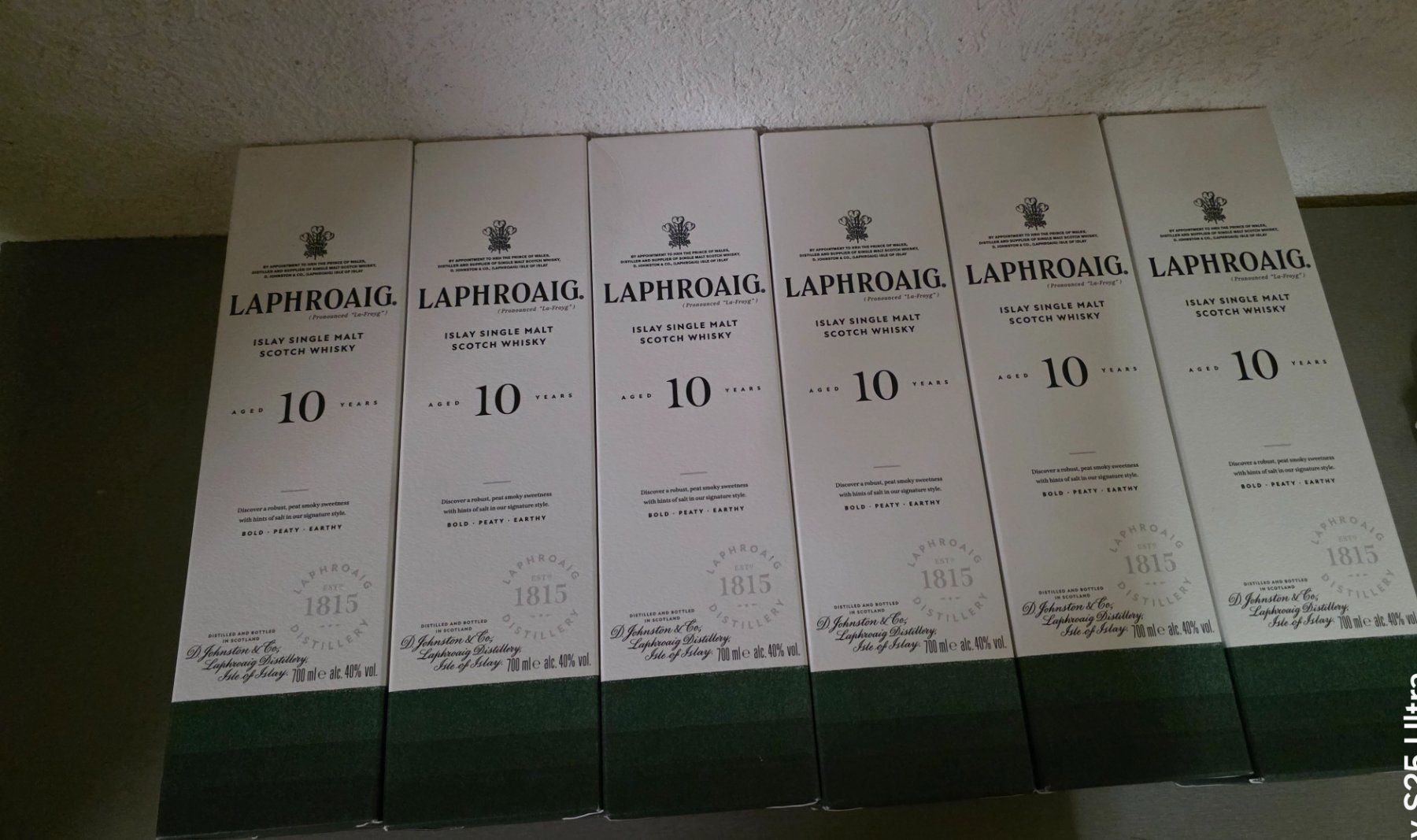 Laphroaig Bevande alcoliche: LAPHROAIG 10 JAHRE SINGLE MALT – Nuovo e nell'imballaggio originale da Schönenwerd venduto da 1952kv 1