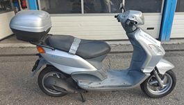 Piaggio FLY 125